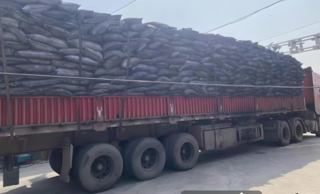 <a href=http://www.jaypds.com/zzhxt/ target=_blank class=infotextkey>柱狀活性炭</a>，廢氣活性炭發車